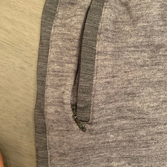 Lululemon gray jogger sweatpants size 4. EUC. - Picture 2 of 13